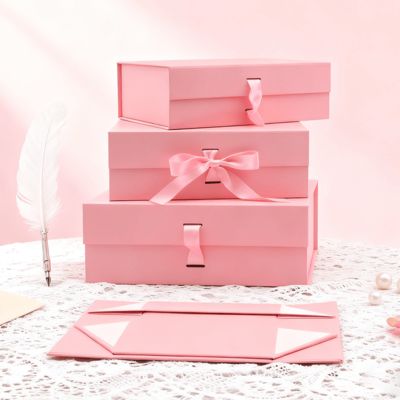 কাস্টম লোগো মানের ফিতা ভাঁজ বক্স গোলাপী কালো আয়তক্ষেত্রাকার আকৃতির ম্যাট ল্যামিনেশন এমবসিংয়ের জন্য আর্ট পেপার প্যাকেজিং