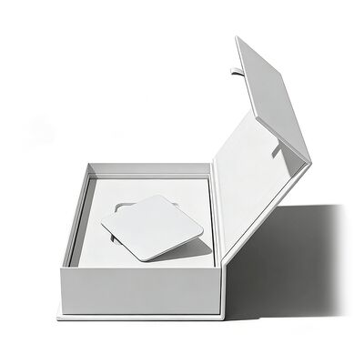 Custom Logo Rigid Recyclable Hot-stamped Coated Paper Boxes With Magnetic Closure for Small Gift Card Packaging
