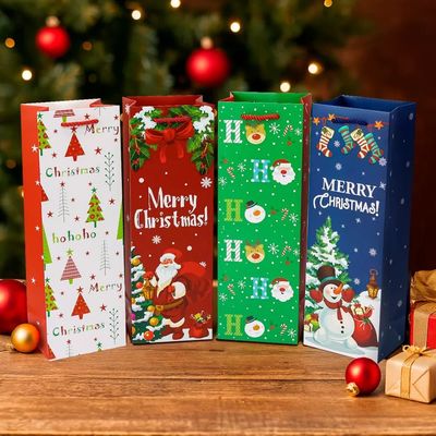 কাস্টমাইজড ছোট ব্যক্তিগতকৃত ক্রিসমাস পেপার বিলাসবহুল শপিং পেপার ব্যাগ, ফিতা হ্যান্ডেল সহ